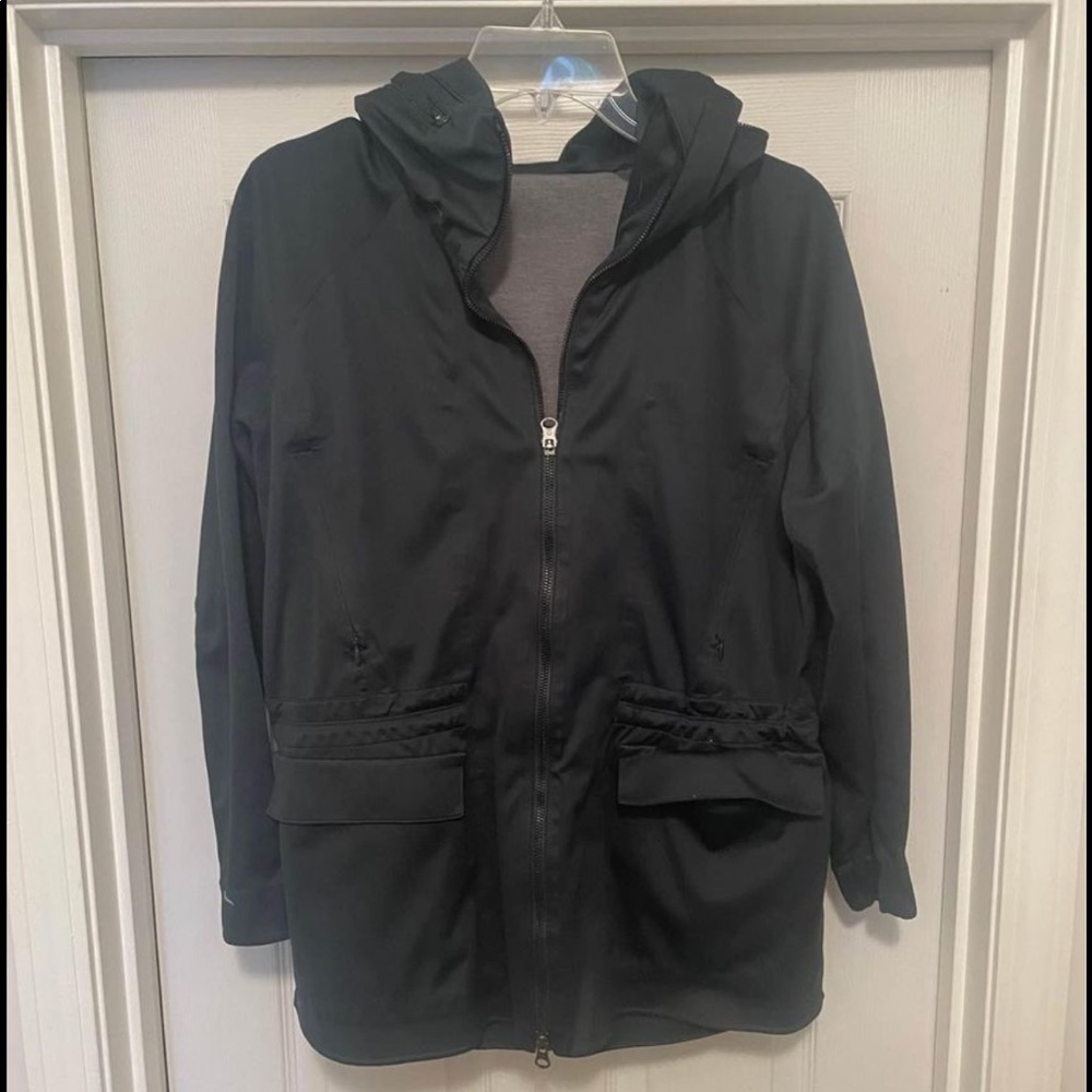 Dark teal LuluLemon rain jacket - like new